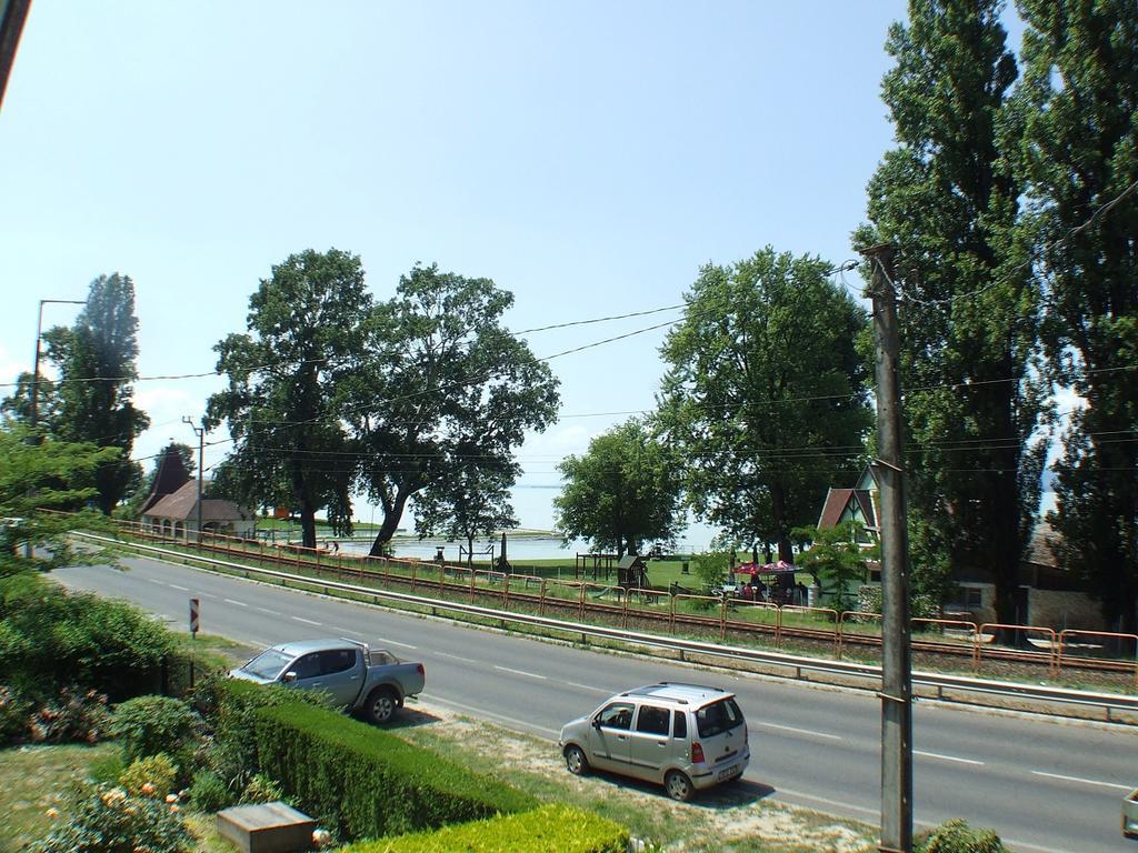 Vizparti Nyaralo Villa Fonyod Ngoại thất bức ảnh